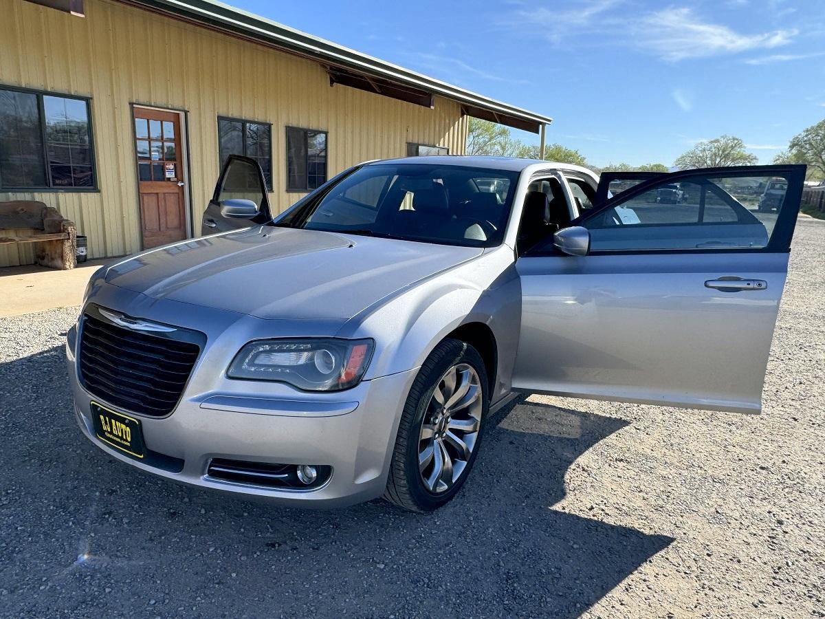 Chrysler 300  2014