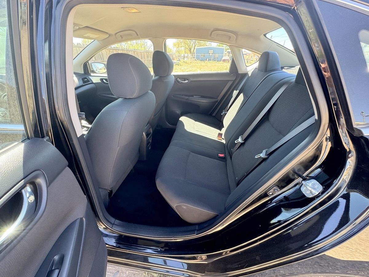 Nissan Sentra S CVT 2019