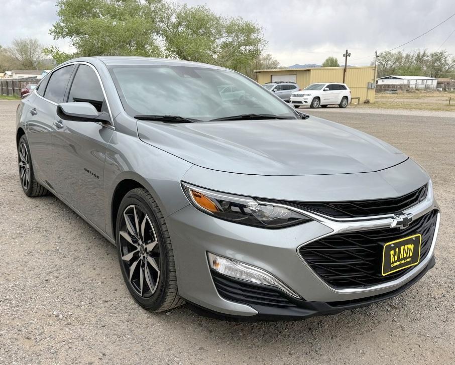 Chevrolet Malibu 4dr Sdn RS 2024