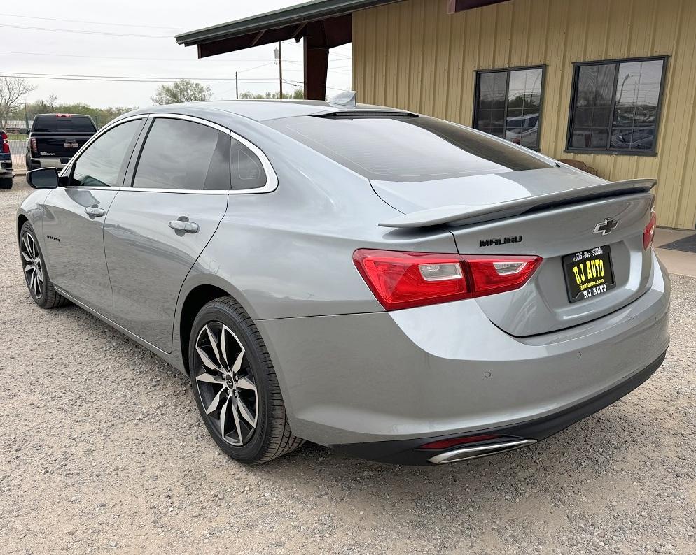 Chevrolet Malibu 4dr Sdn RS 2024