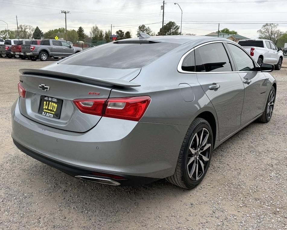 Chevrolet Malibu 4dr Sdn RS 2024