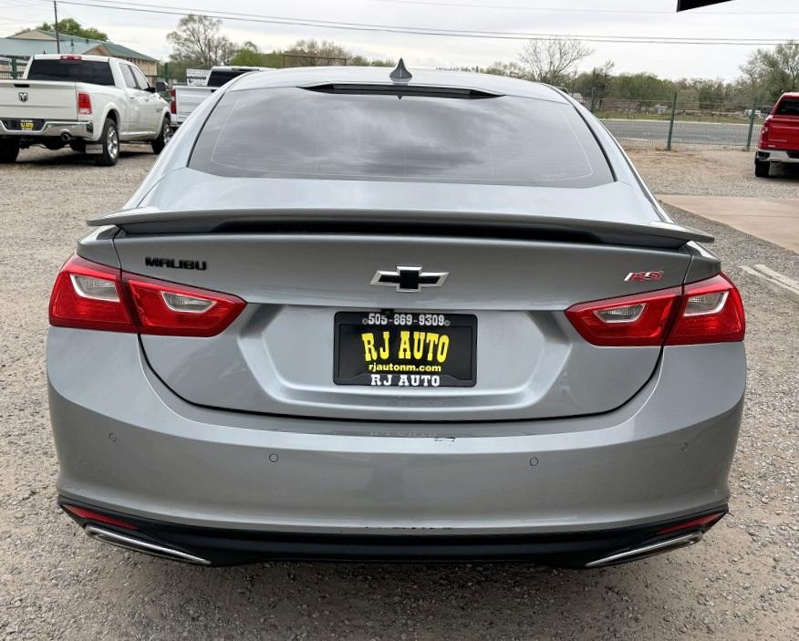 Chevrolet Malibu 4dr Sdn RS 2024