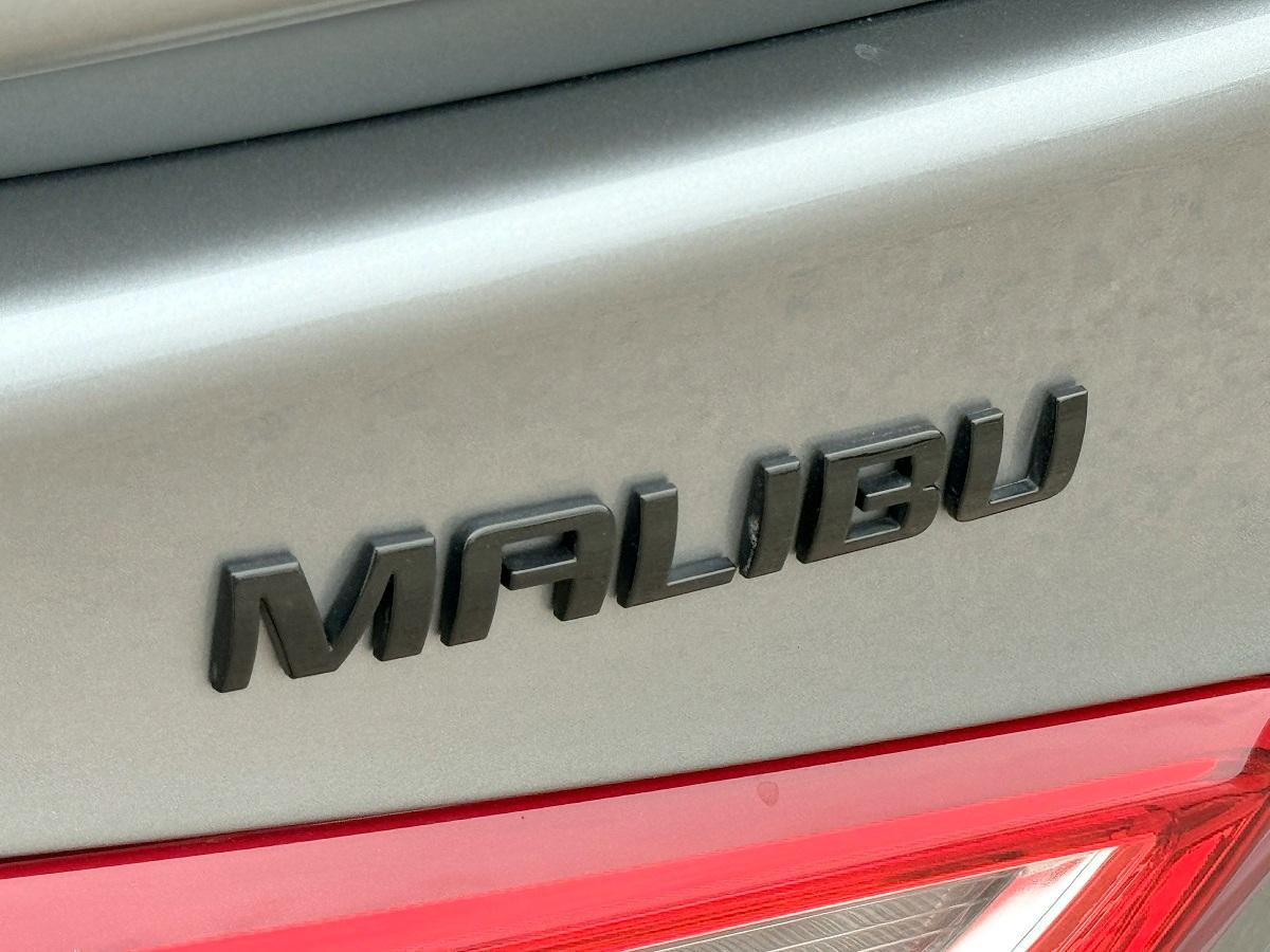 Chevrolet Malibu 4dr Sdn RS 2024