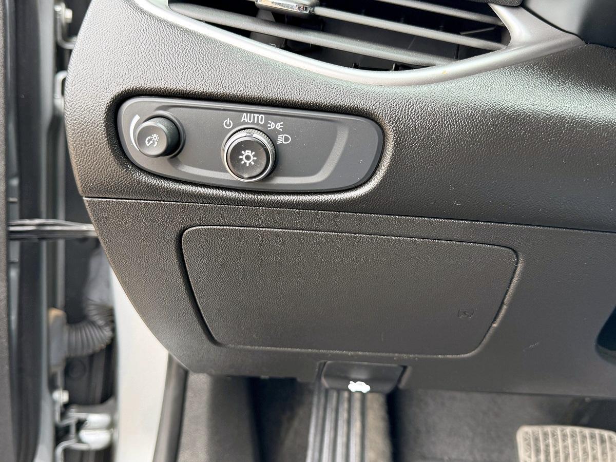 Chevrolet Malibu 4dr Sdn RS 2024