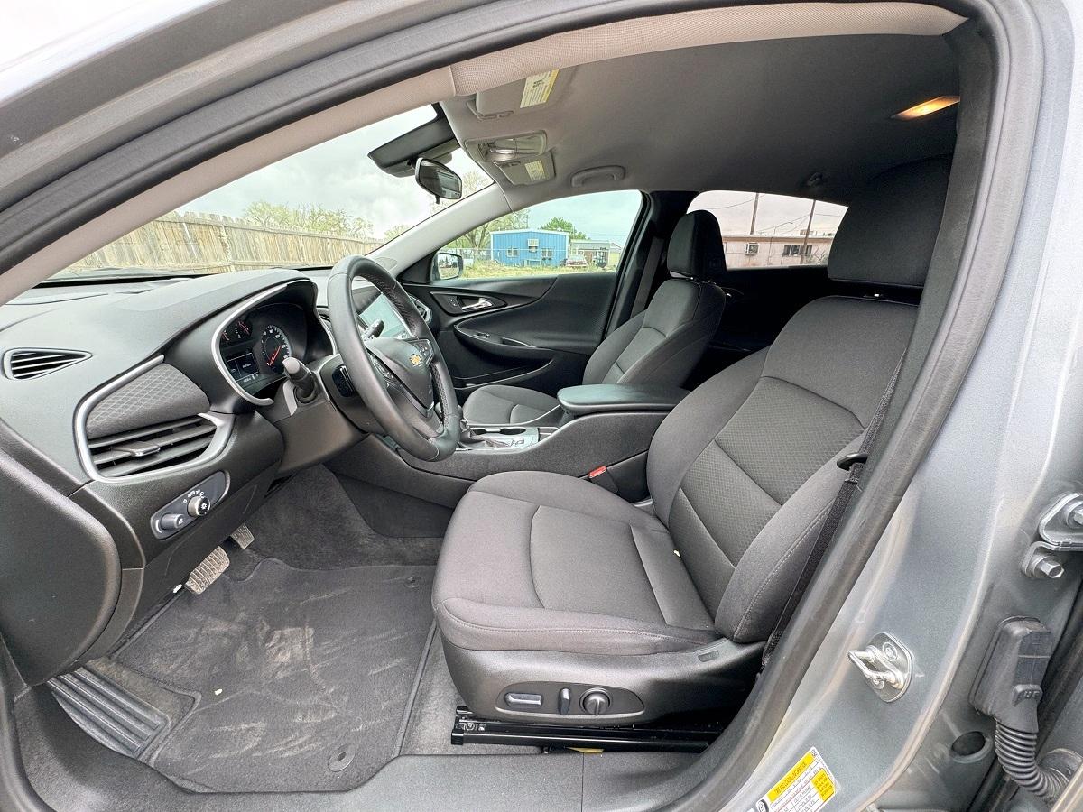 Chevrolet Malibu 4dr Sdn RS 2024