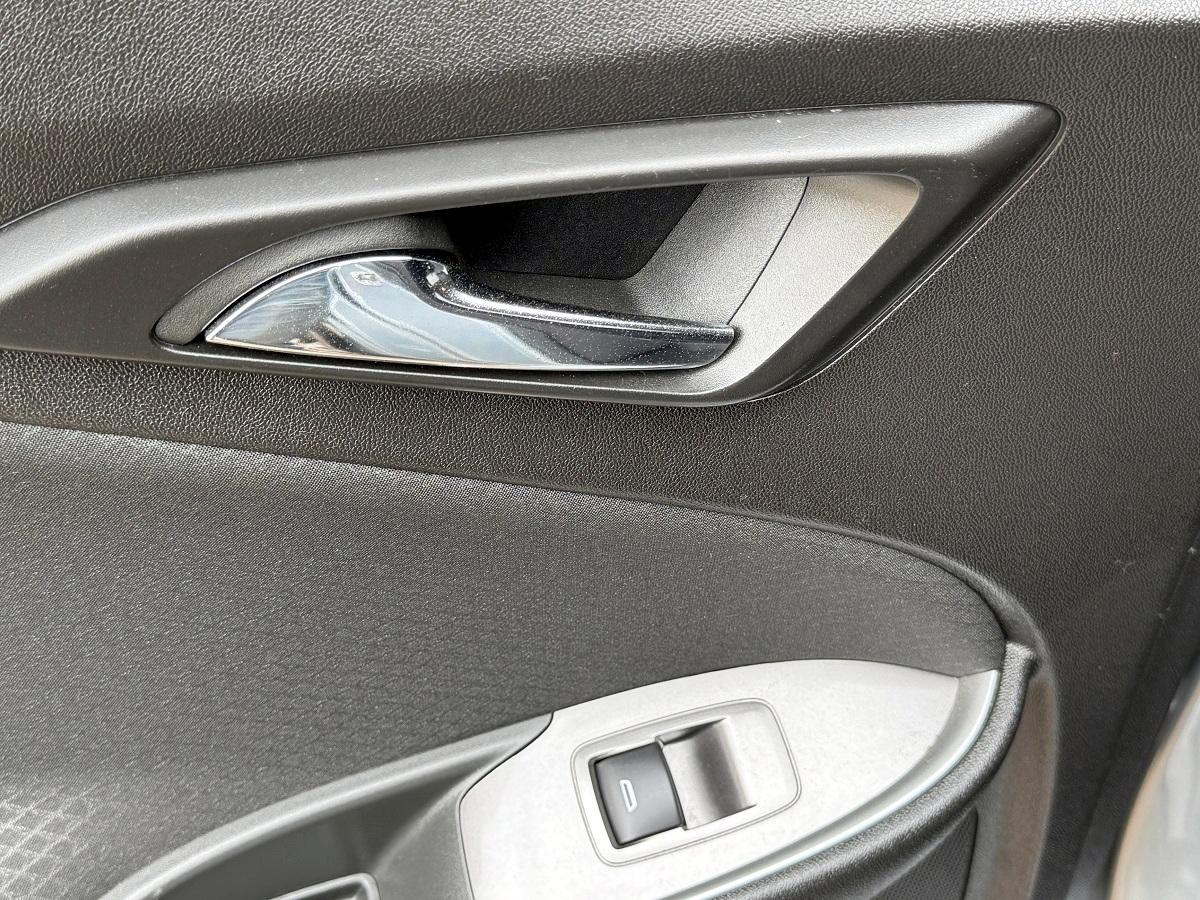 Chevrolet Malibu 4dr Sdn RS 2024