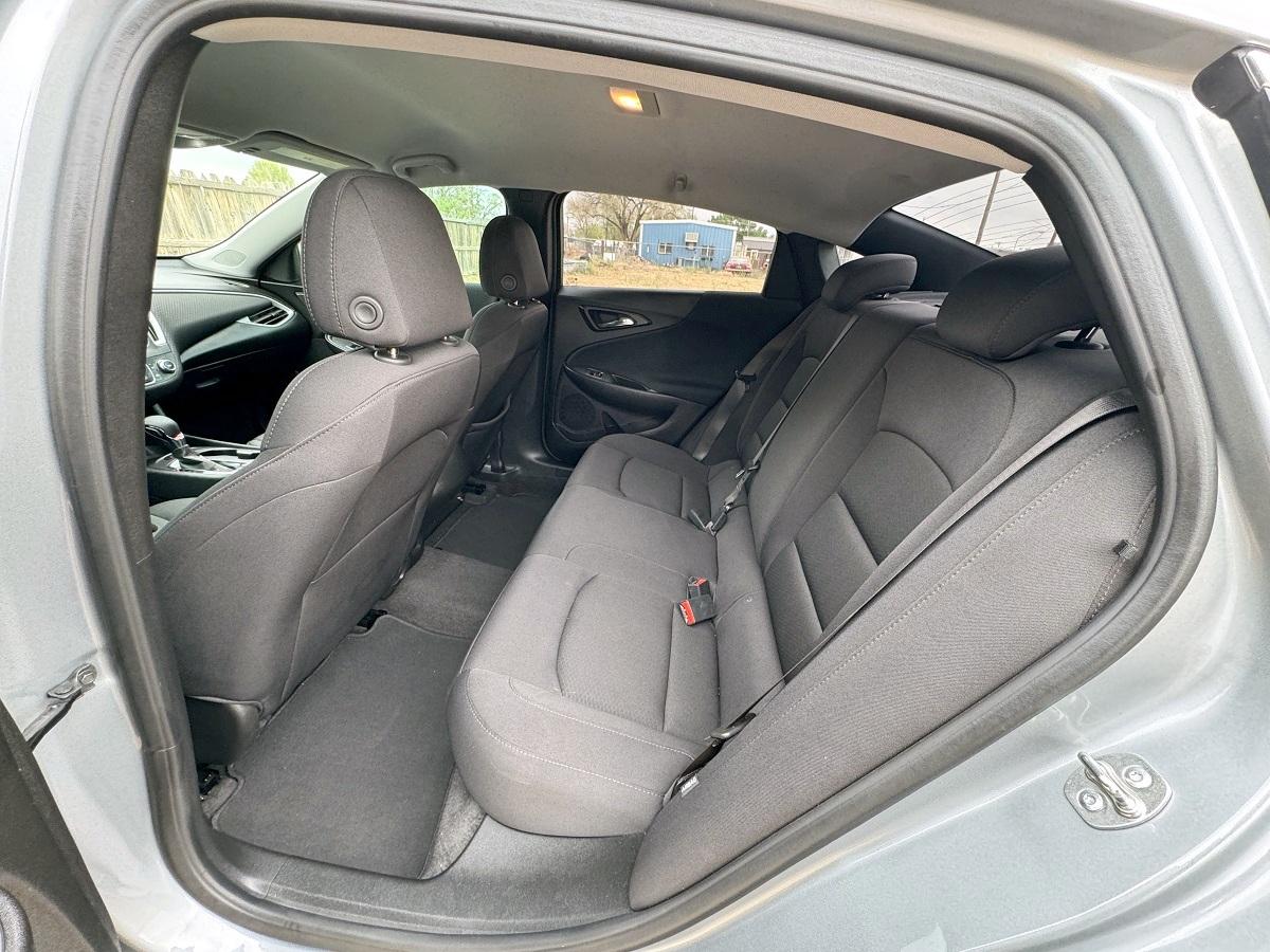 Chevrolet Malibu 4dr Sdn RS 2024