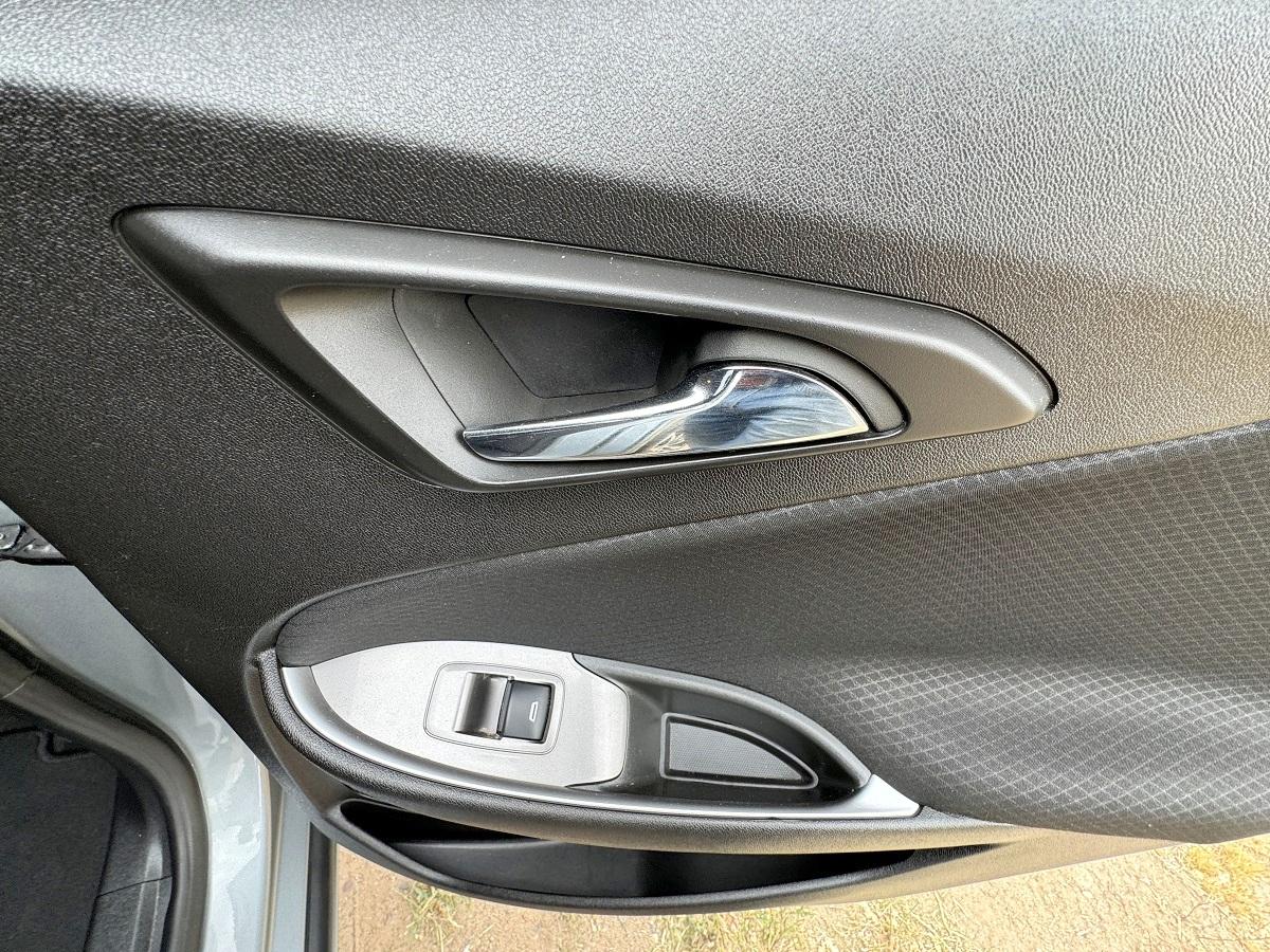 Chevrolet Malibu 4dr Sdn RS 2024