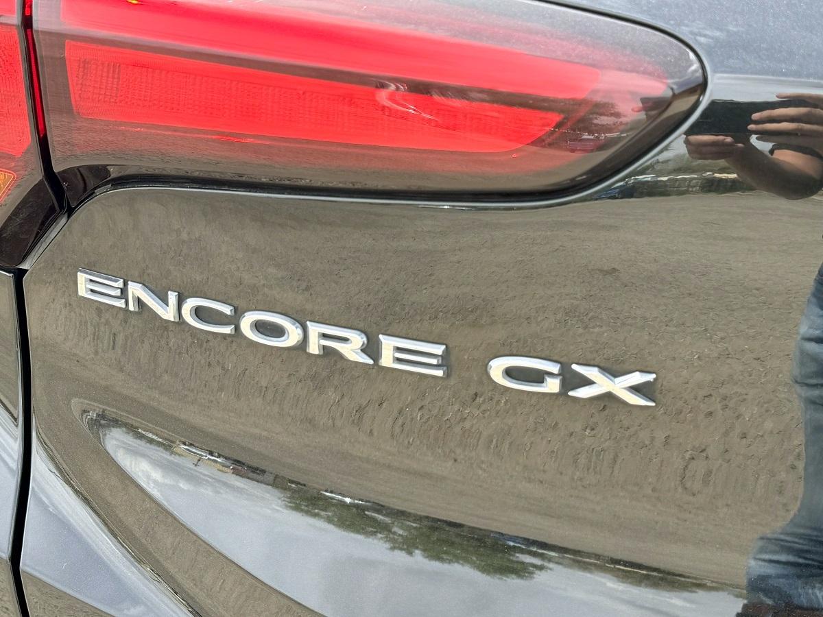 Buick Encore GX FWD 4dr Essence 2021