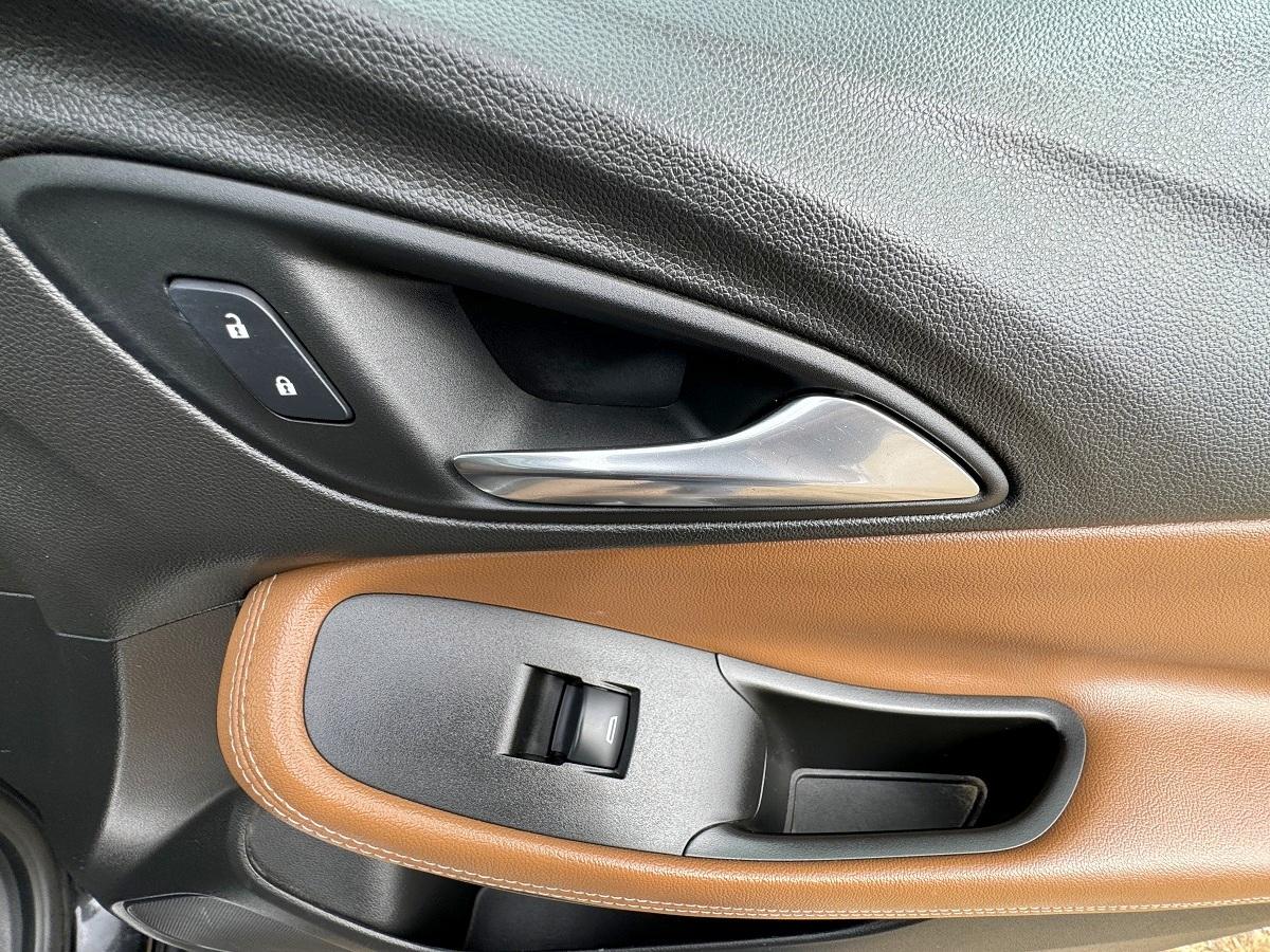 Buick Encore GX FWD 4dr Essence 2021