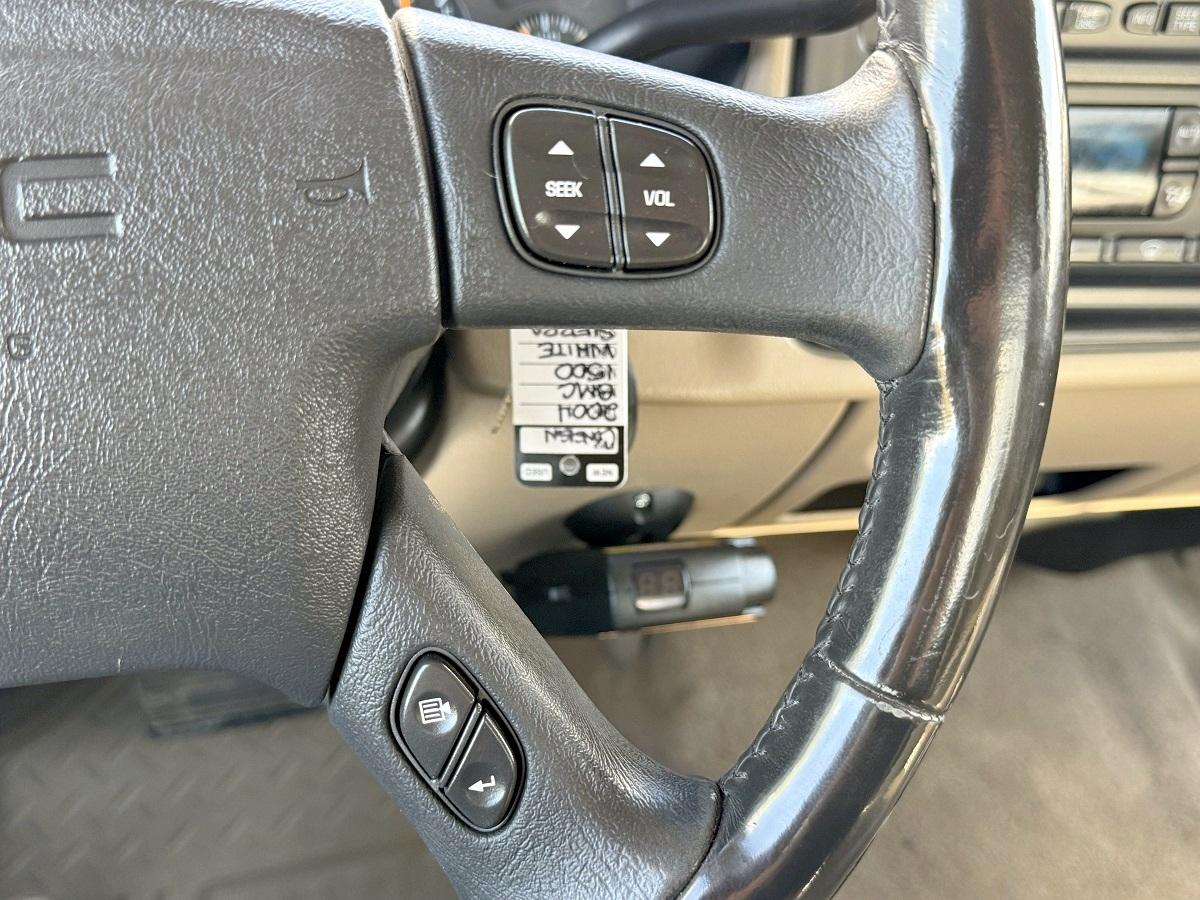 GMC Sierra 2500HD  2004