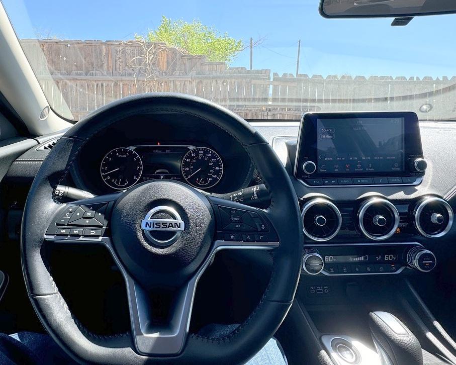 Nissan Sentra SV CVT 2021