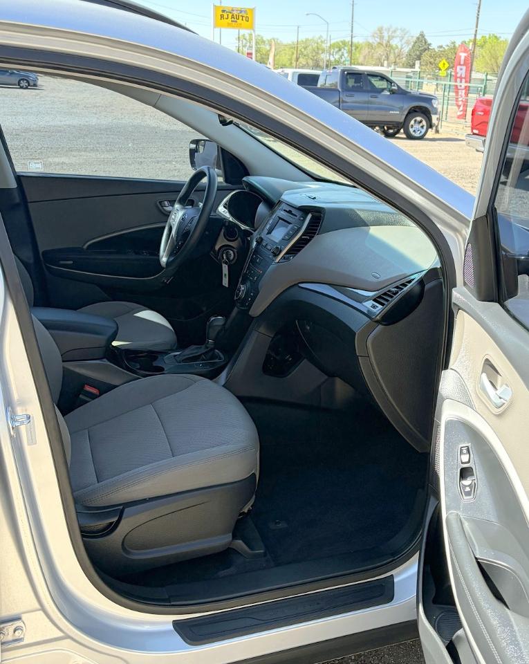 Hyundai Santa Fe Sport FWD 4dr 2.4 2016