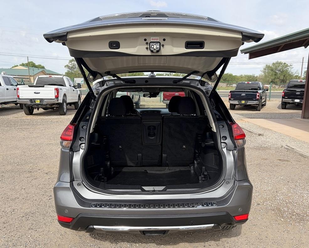 Nissan Rogue FWD SV 2020