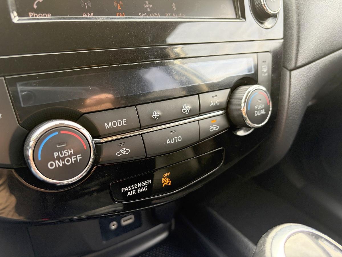 Nissan Rogue FWD SV 2020