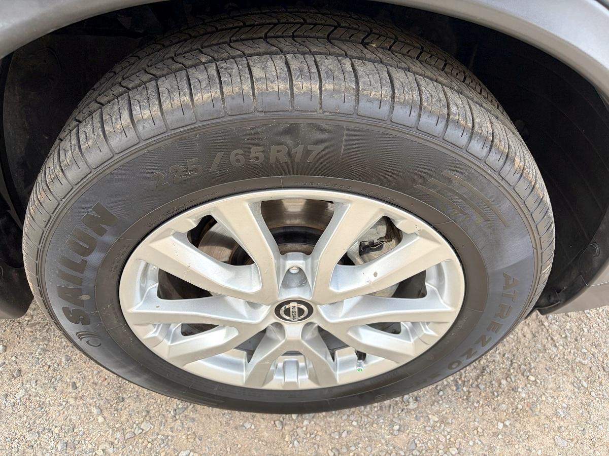 Nissan Rogue FWD SV 2020