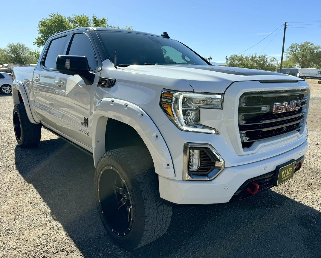 GMC Sierra 1500 4WD Crew Cab 147" AT4 2021