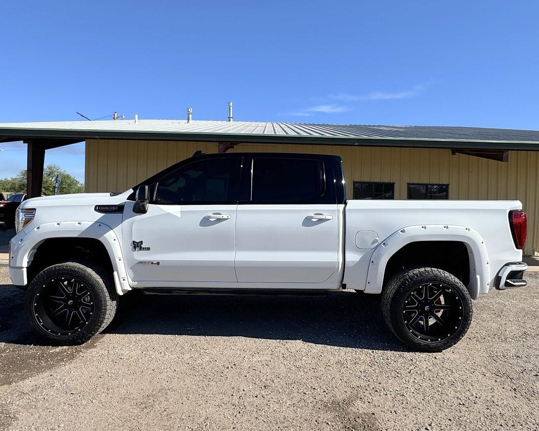 GMC Sierra 1500 4WD Crew Cab 147" AT4 2021