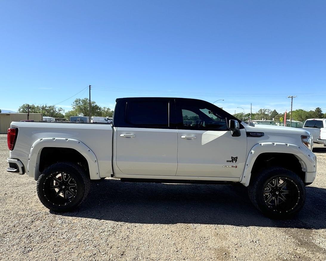 GMC Sierra 1500 4WD Crew Cab 147" AT4 2021