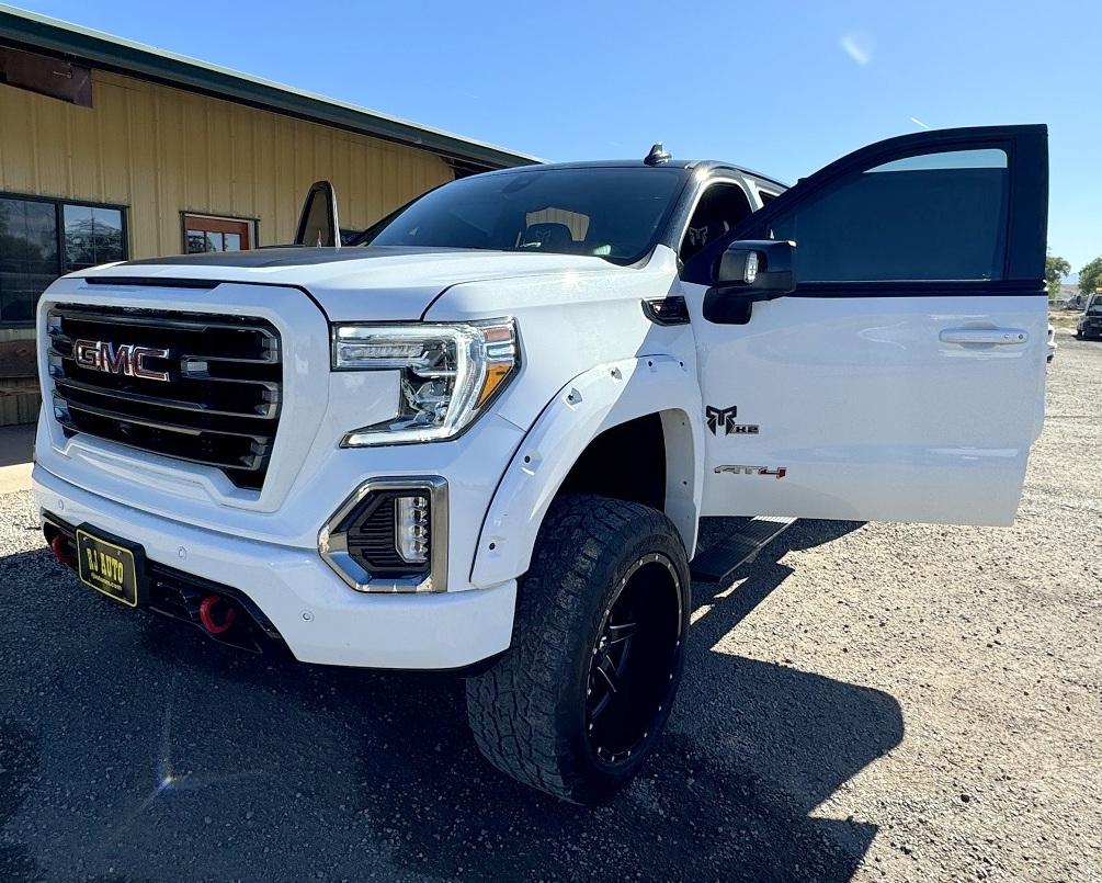 GMC Sierra 1500 4WD Crew Cab 147" AT4 2021