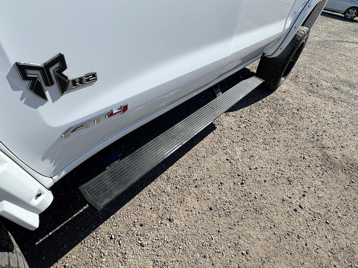 GMC Sierra 1500 4WD Crew Cab 147" AT4 2021