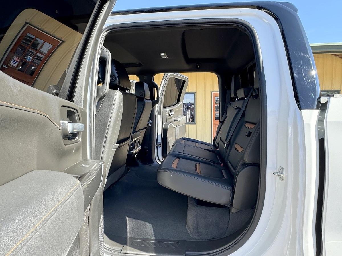 GMC Sierra 1500 4WD Crew Cab 147" AT4 2021