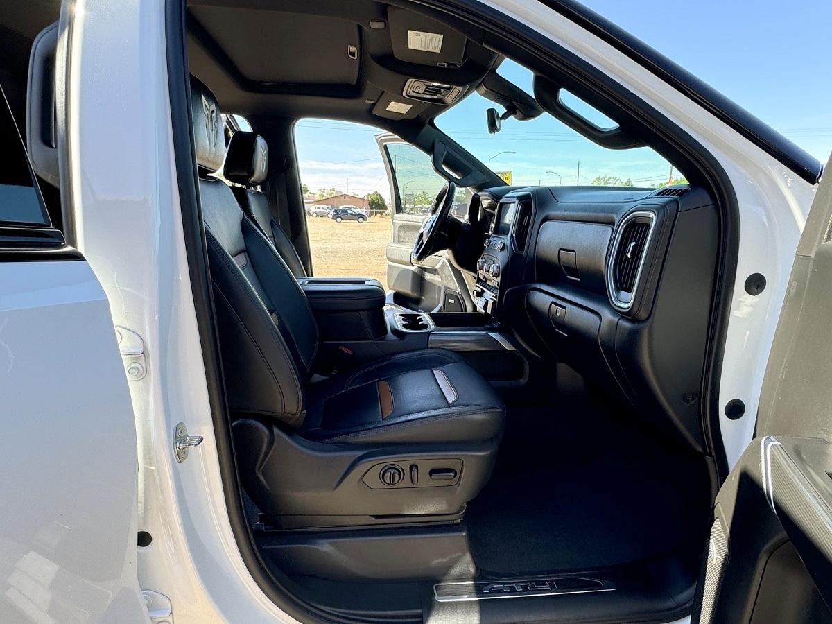GMC Sierra 1500 4WD Crew Cab 147" AT4 2021