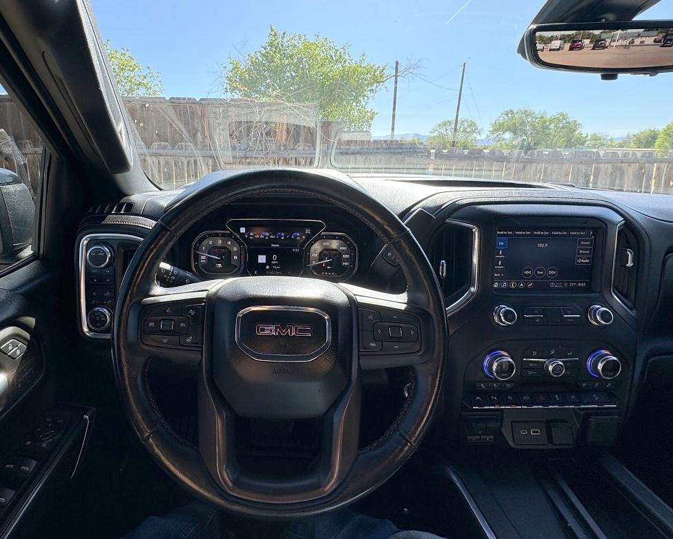 GMC Sierra 1500 4WD Crew Cab 147" AT4 2021