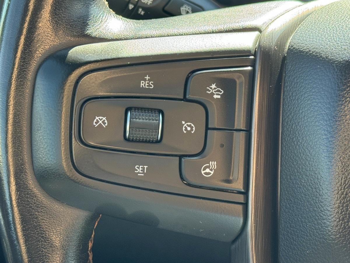 GMC Sierra 1500 4WD Crew Cab 147" AT4 2021