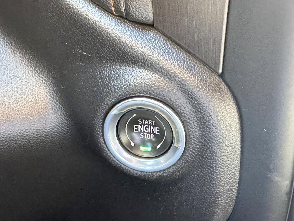 GMC Sierra 1500 4WD Crew Cab 147" AT4 2021