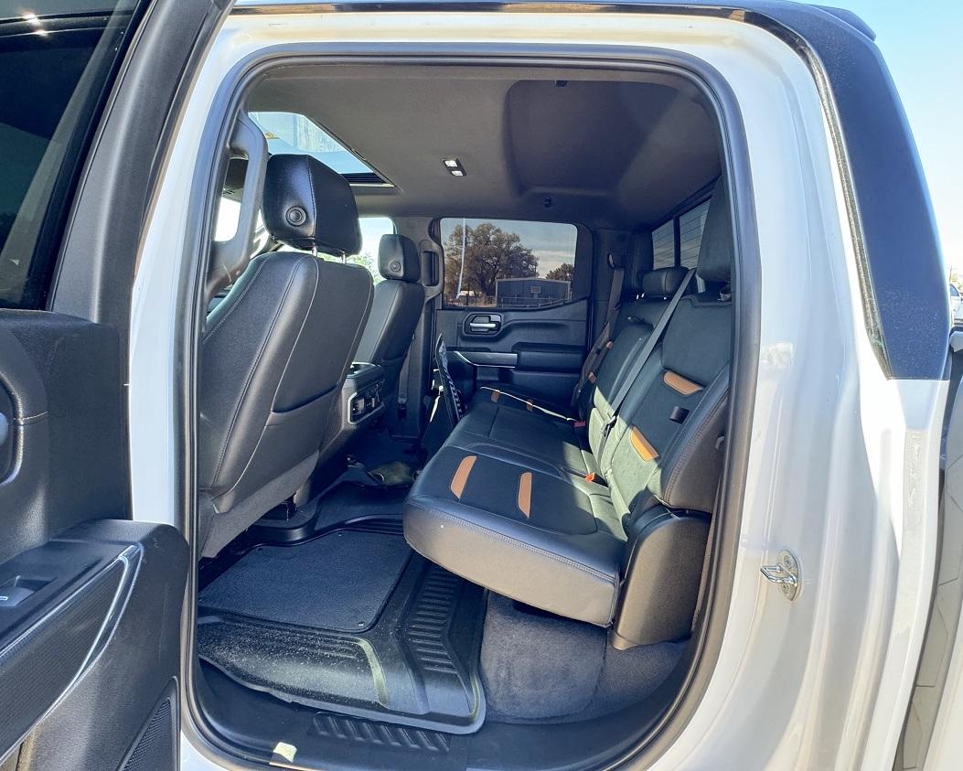 GMC Sierra 1500 4WD Crew Cab 147" AT4 2021