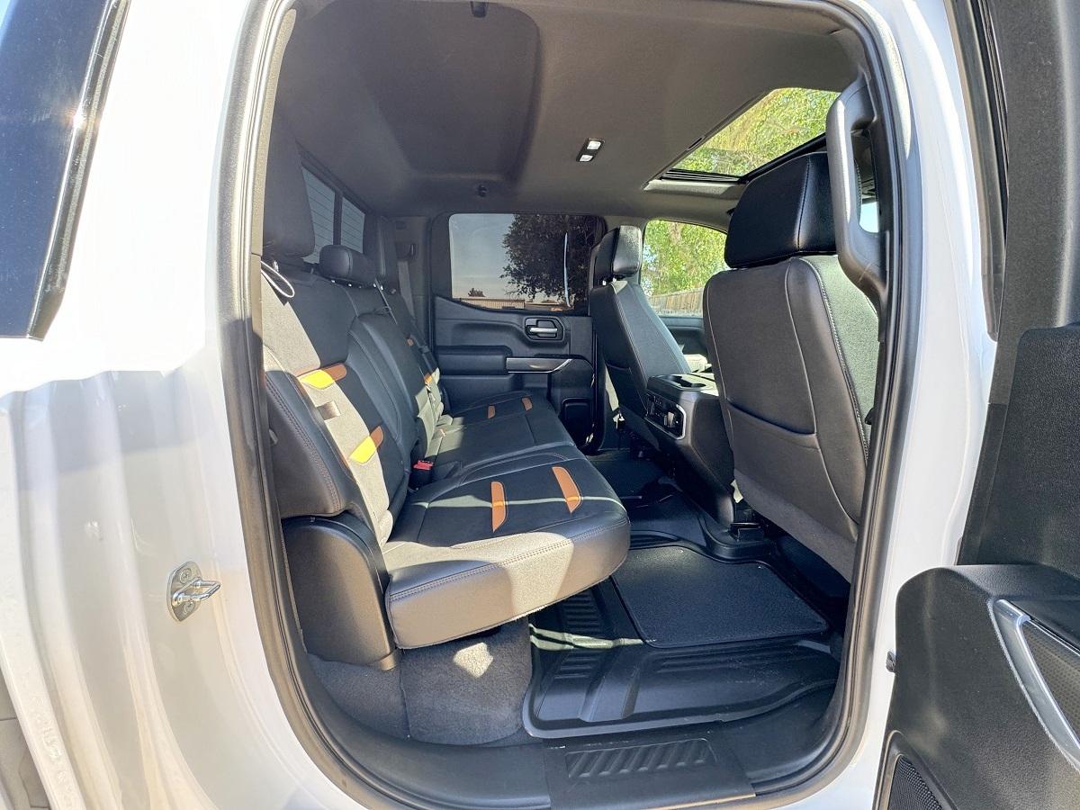 GMC Sierra 1500 4WD Crew Cab 147" AT4 2021