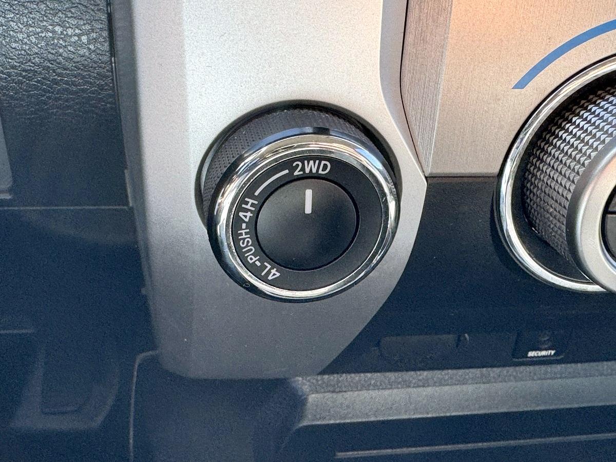 Toyota Tundra 4WD  2018