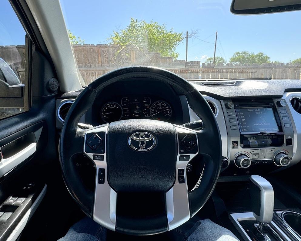 Toyota Tundra 4WD Limited CrewMax 5.5' Bed (Natl) 2018