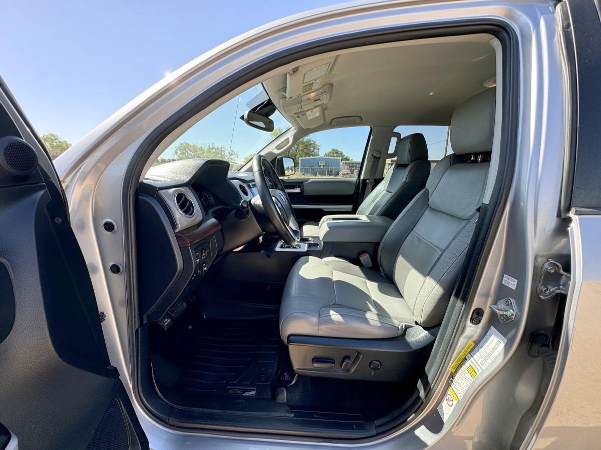Toyota Tundra 4WD Limited CrewMax 5.5' Bed (Natl) 2018