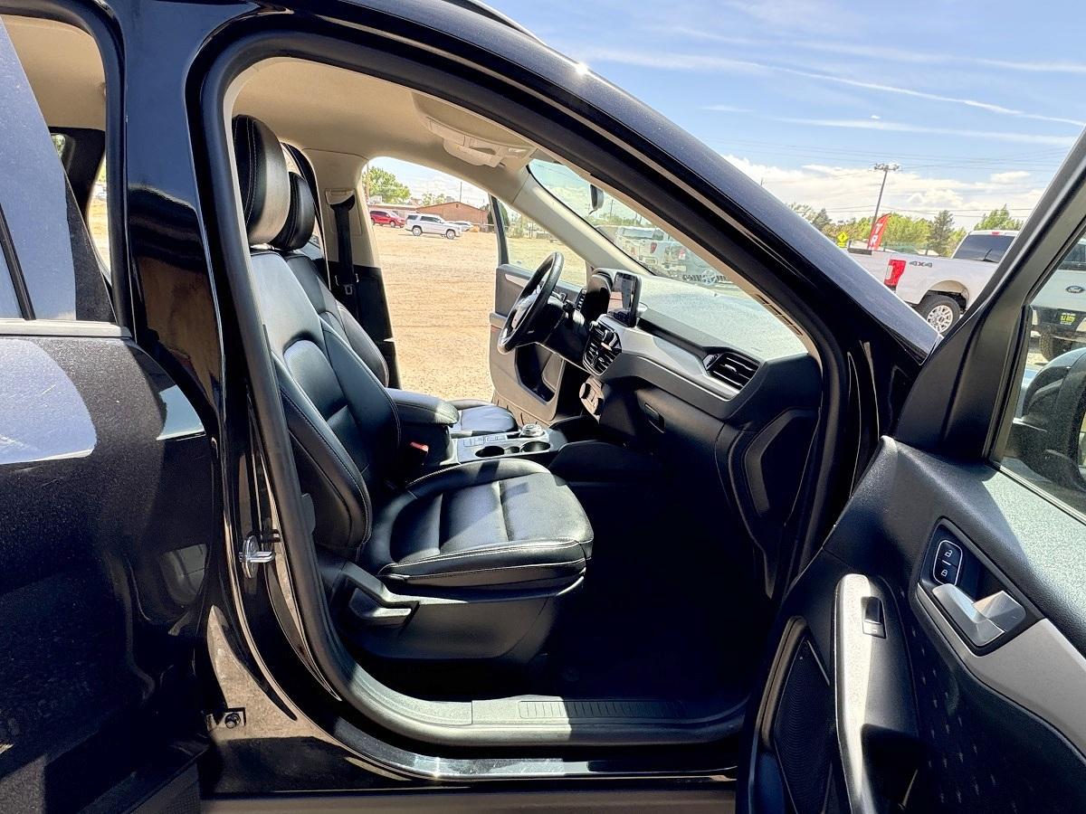Ford Escape SEL FWD 2020