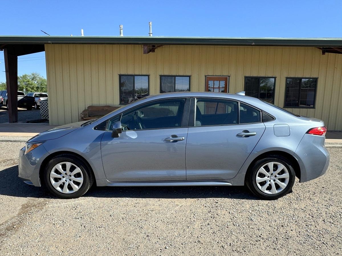 Toyota Corolla LE CVT (Natl) 2022