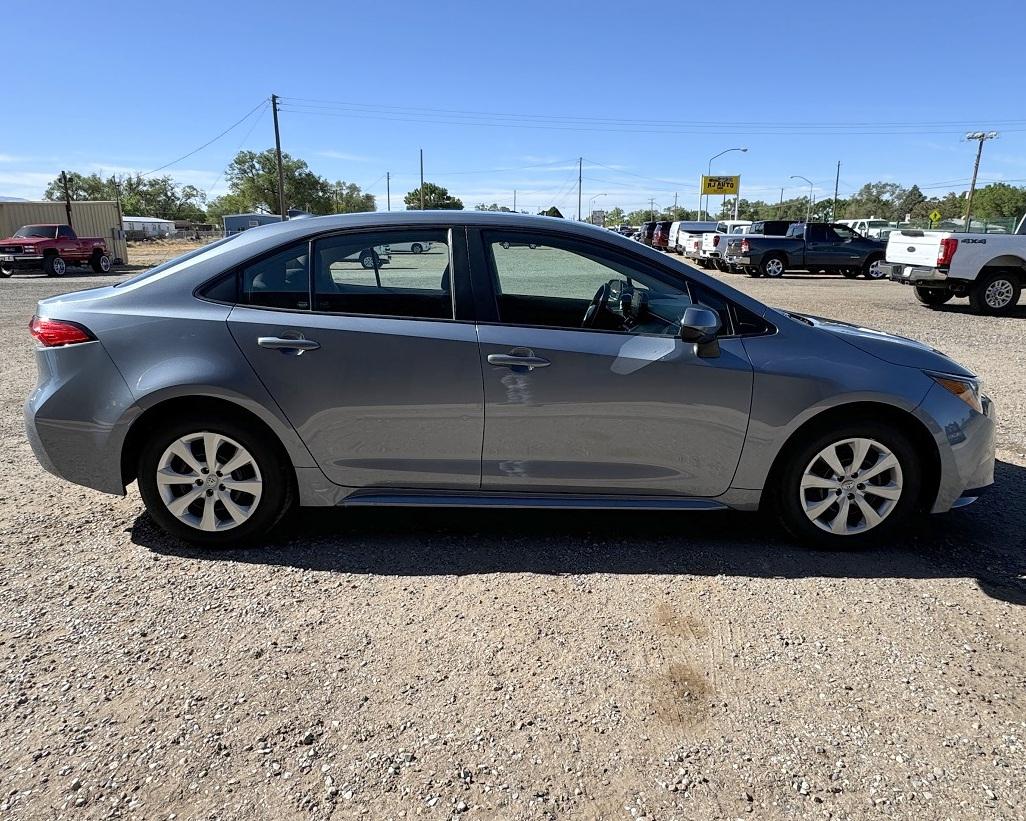 Toyota Corolla LE CVT (Natl) 2022