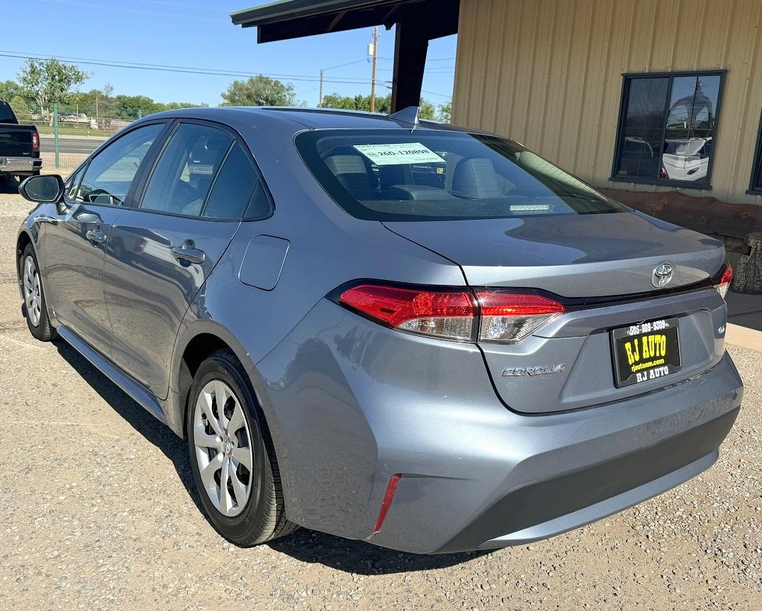 Toyota Corolla LE CVT (Natl) 2022