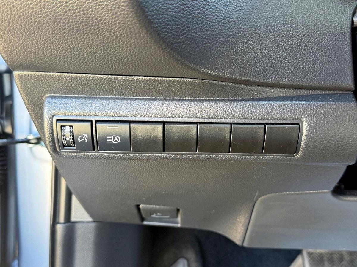 Toyota Corolla LE CVT (Natl) 2022