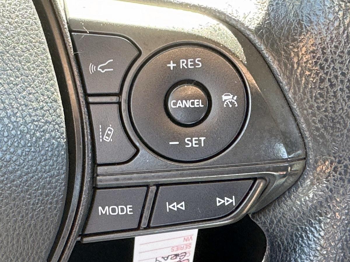 Toyota Corolla LE CVT (Natl) 2022