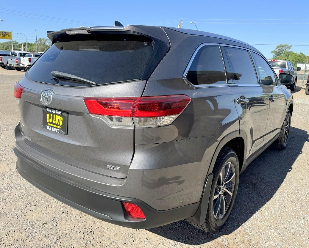 Toyota Highlander XLE V6 FWD (Natl) 2019