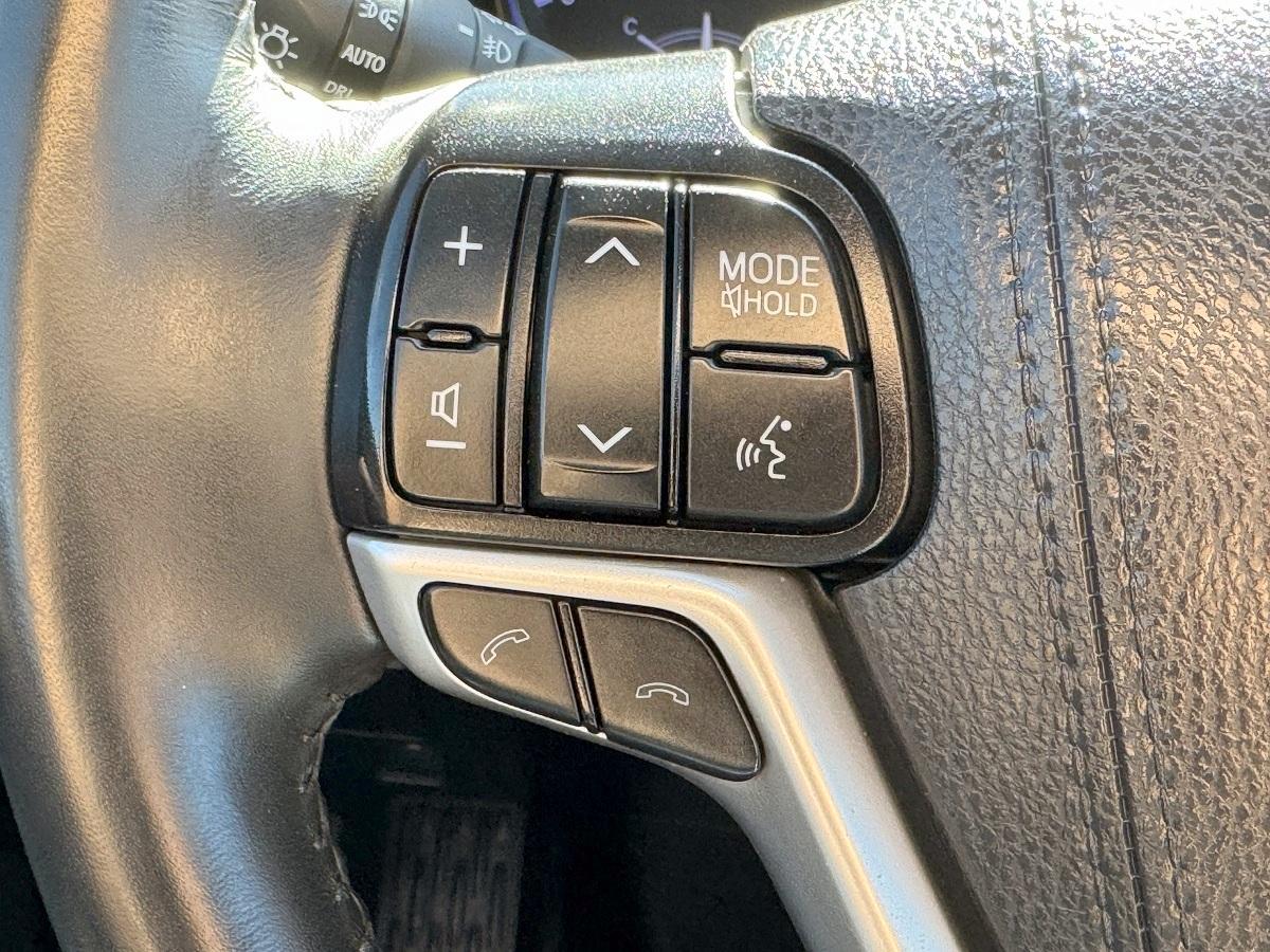 Toyota Highlander XLE V6 FWD (Natl) 2019