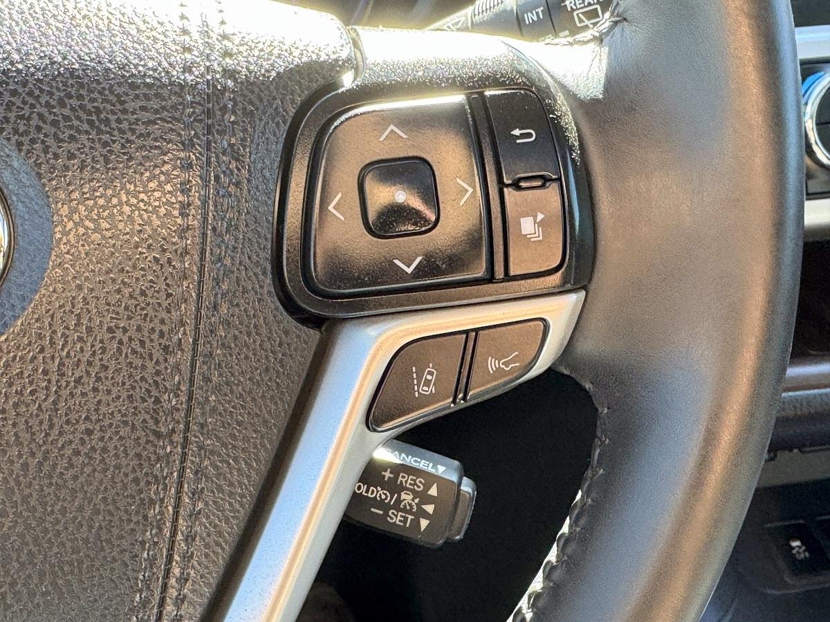 Toyota Highlander XLE V6 FWD (Natl) 2019