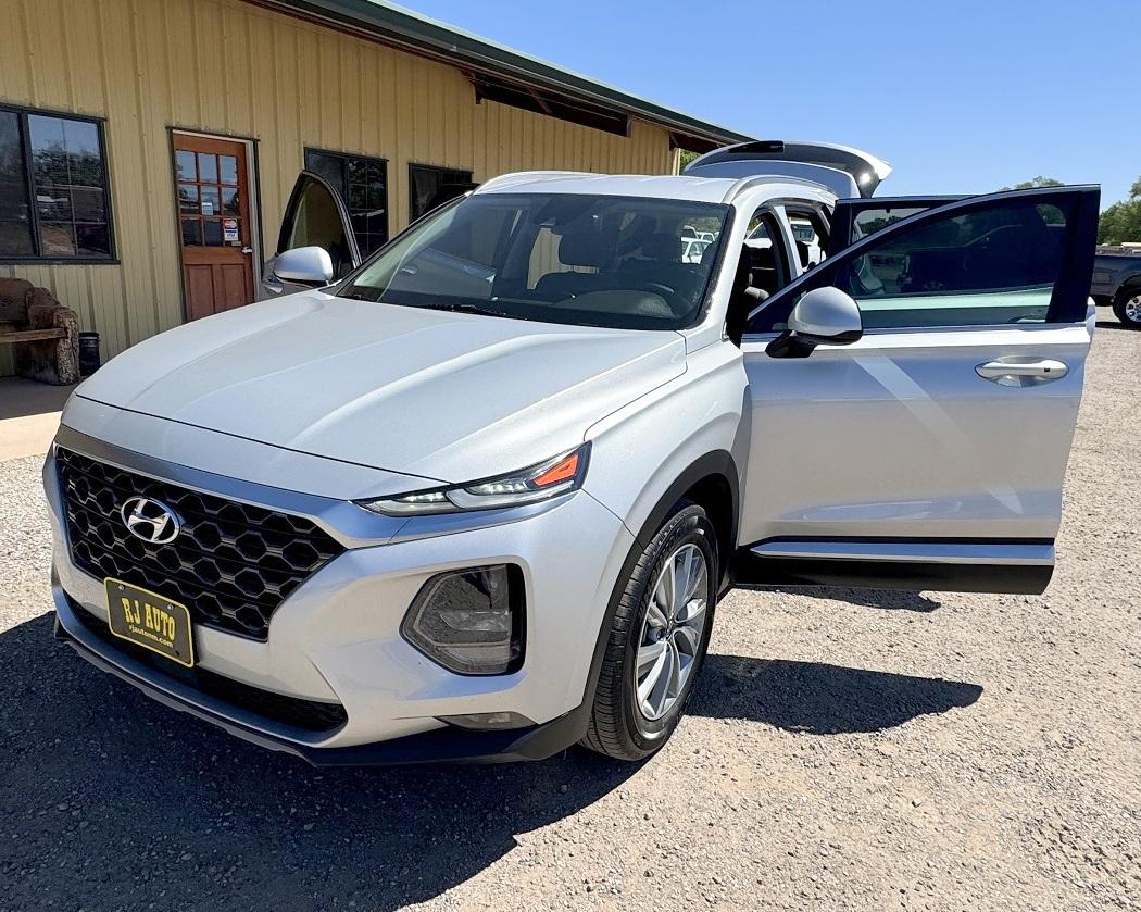 Hyundai Santa Fe SEL 2.4L Auto FWD 2020