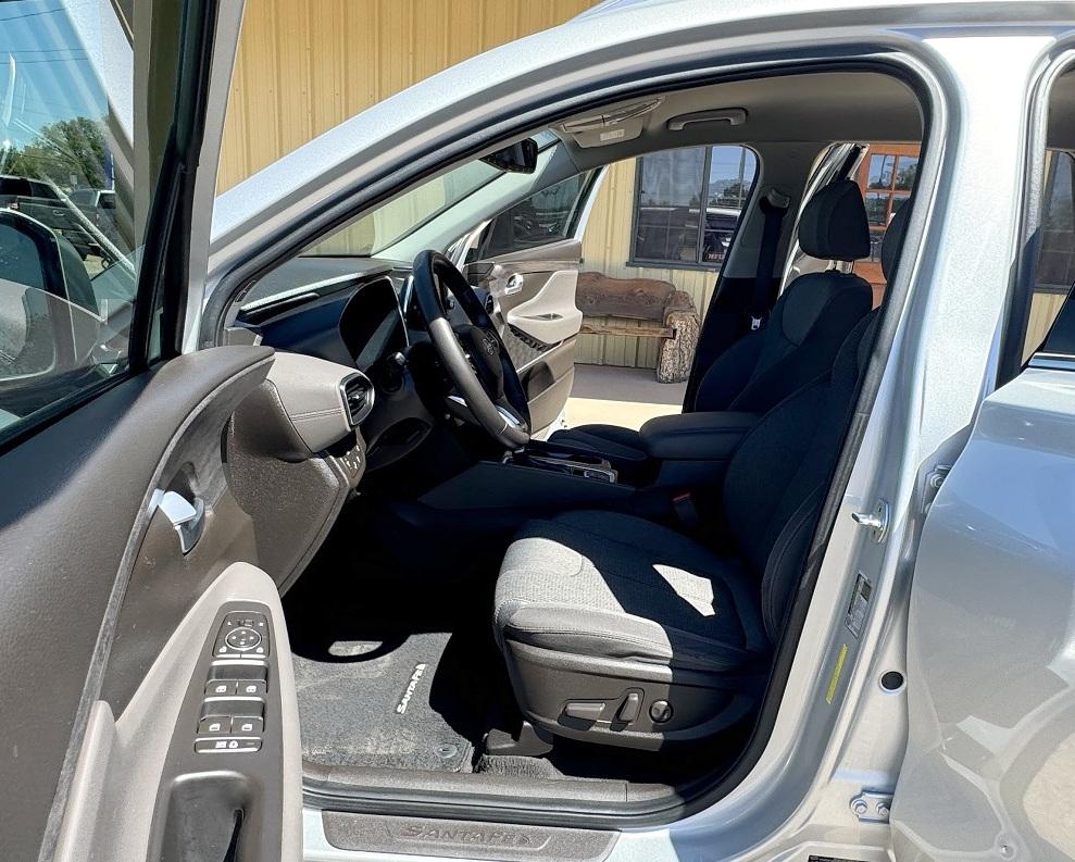 Hyundai Santa Fe SEL 2.4L Auto FWD 2020