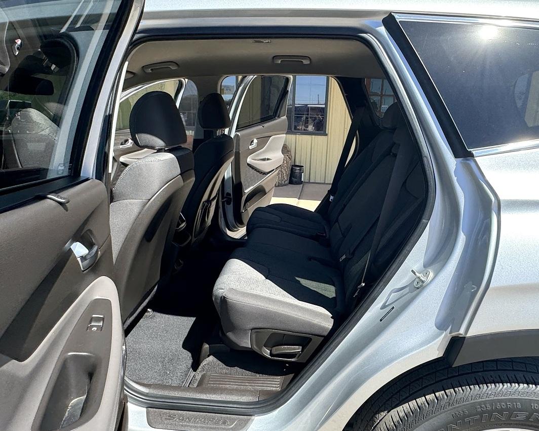 Hyundai Santa Fe SEL 2.4L Auto FWD 2020