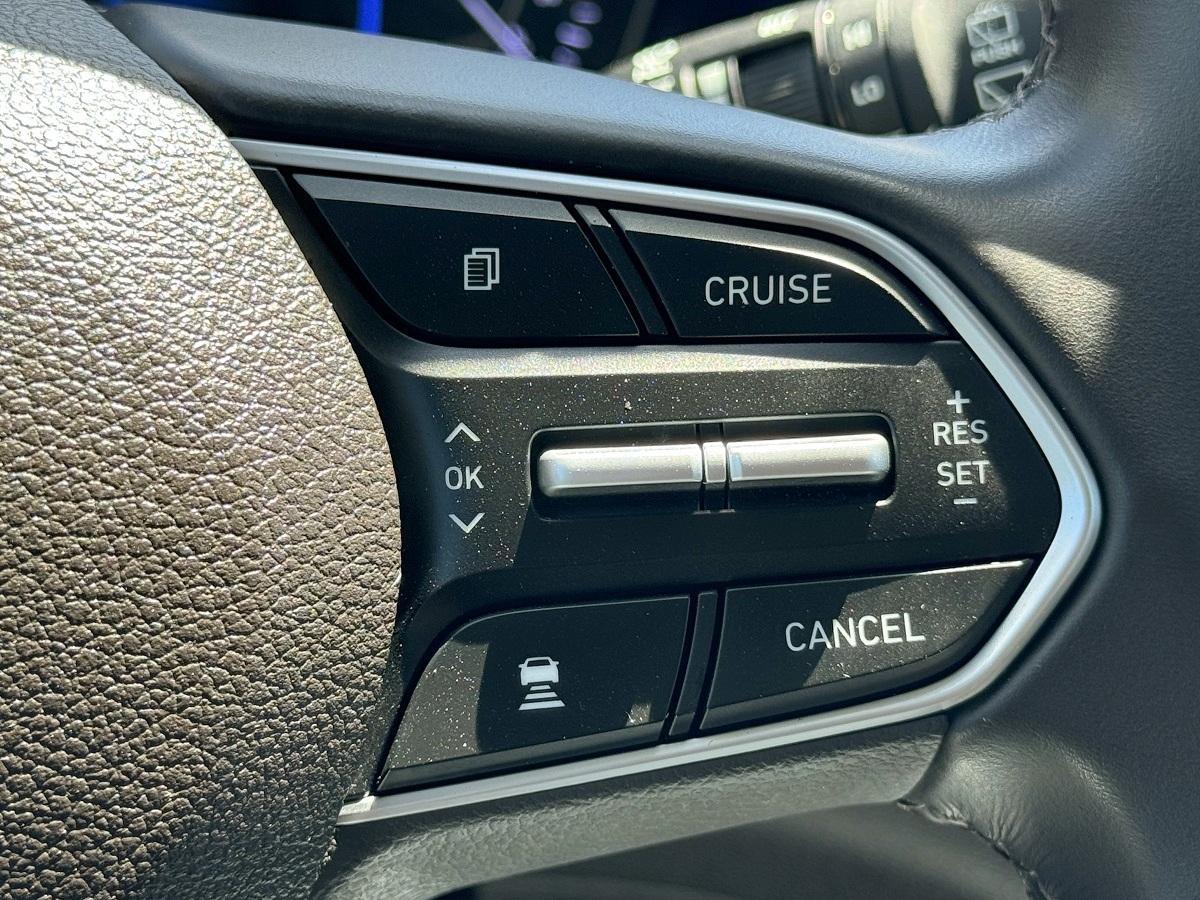 Hyundai Santa Fe SEL 2.4L Auto FWD 2020