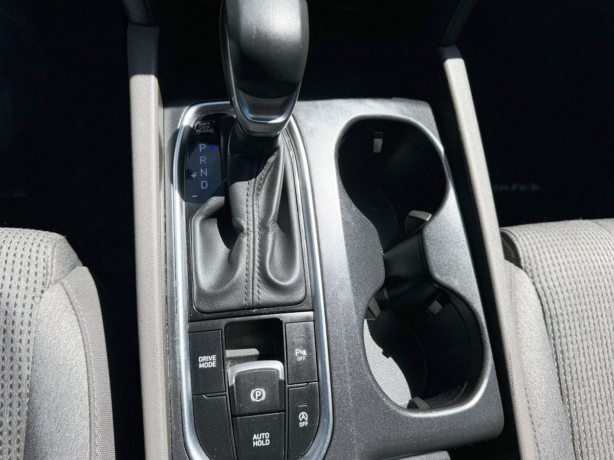 Hyundai Santa Fe SEL 2.4L Auto FWD 2020