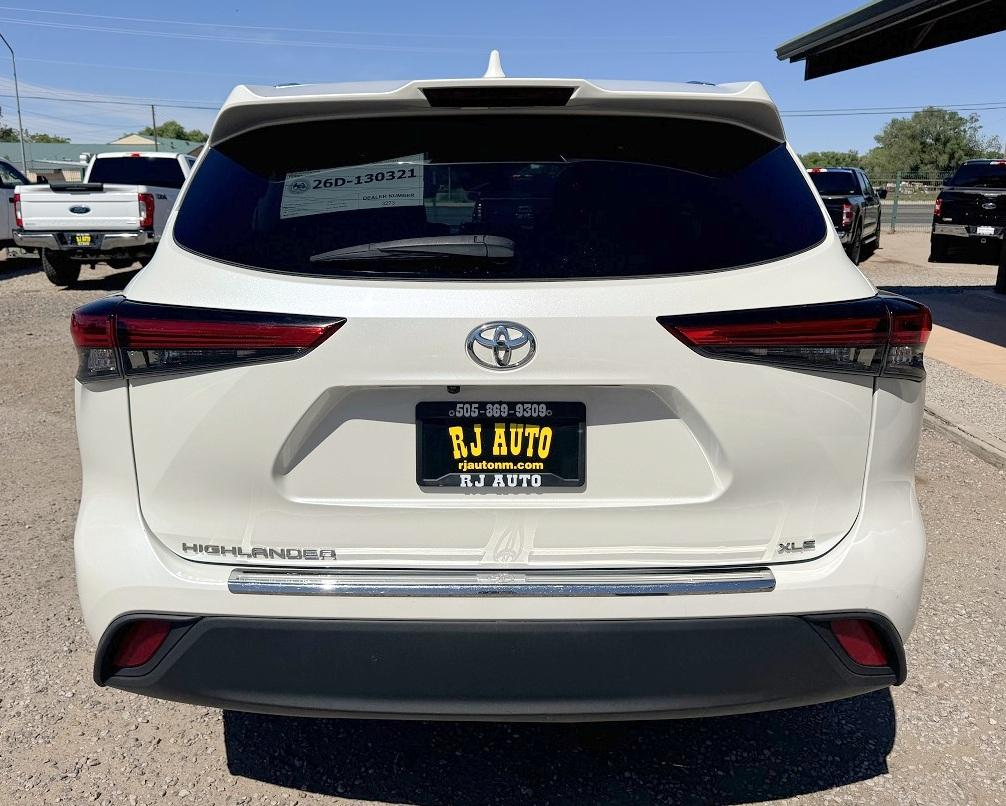 Toyota Highlander XLE FWD (Natl) 2021